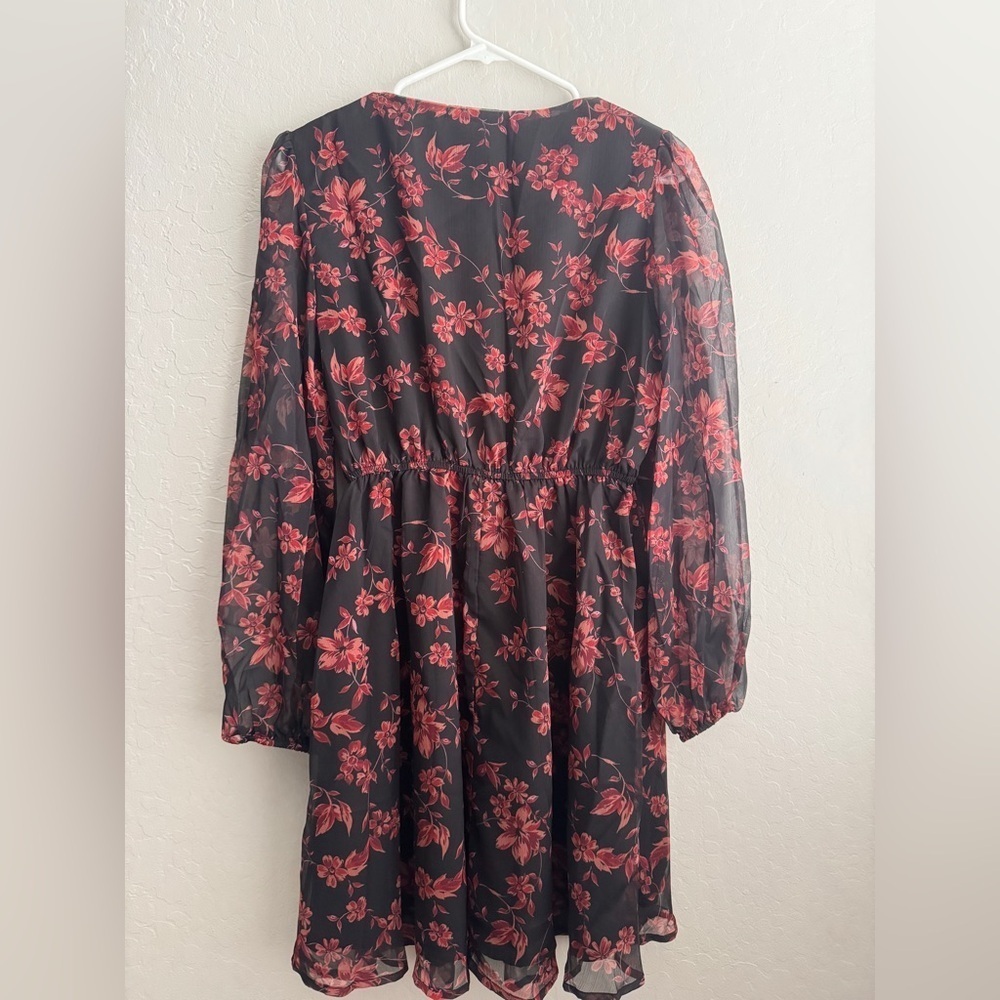 Cupshe Black and Red Floral Long Sleeve Dress - Picture 5 of 9